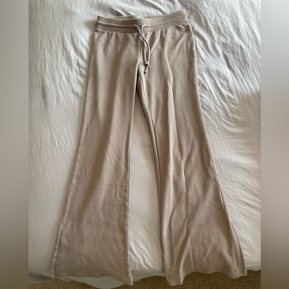 Aritzia Sunday Best Waffle Sweatpants